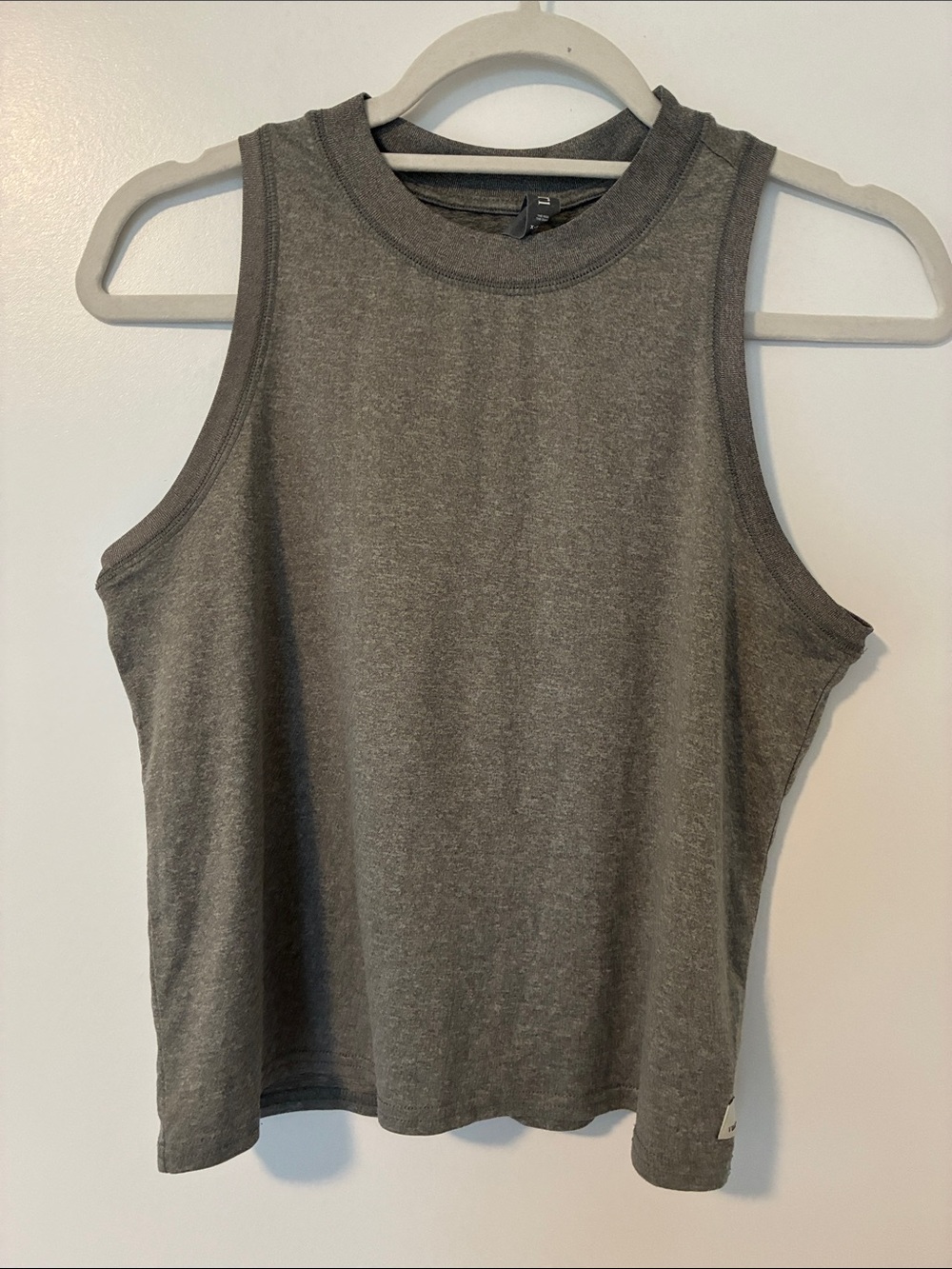 Vuori Energy Top Heather Gray